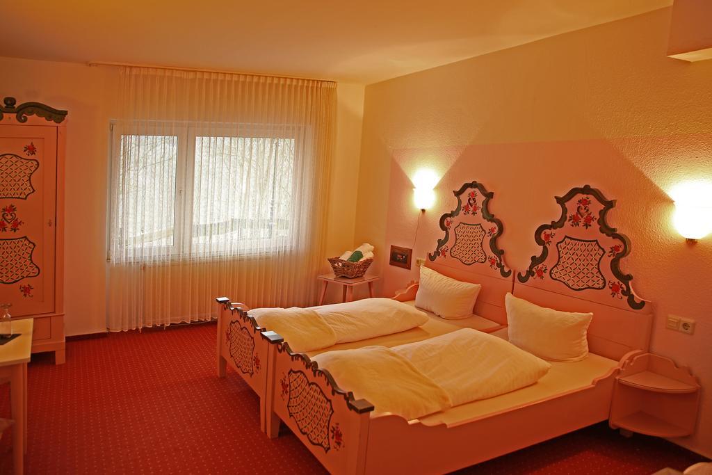 Hotel In Der Strassen Solingen Extérieur photo