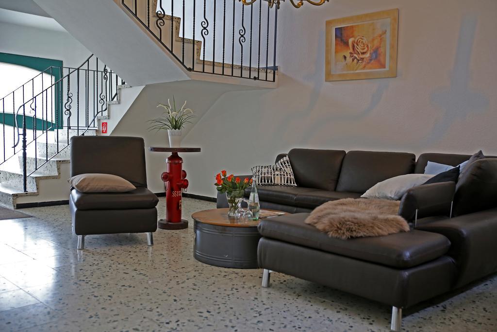 Hotel In Der Strassen Solingen Extérieur photo